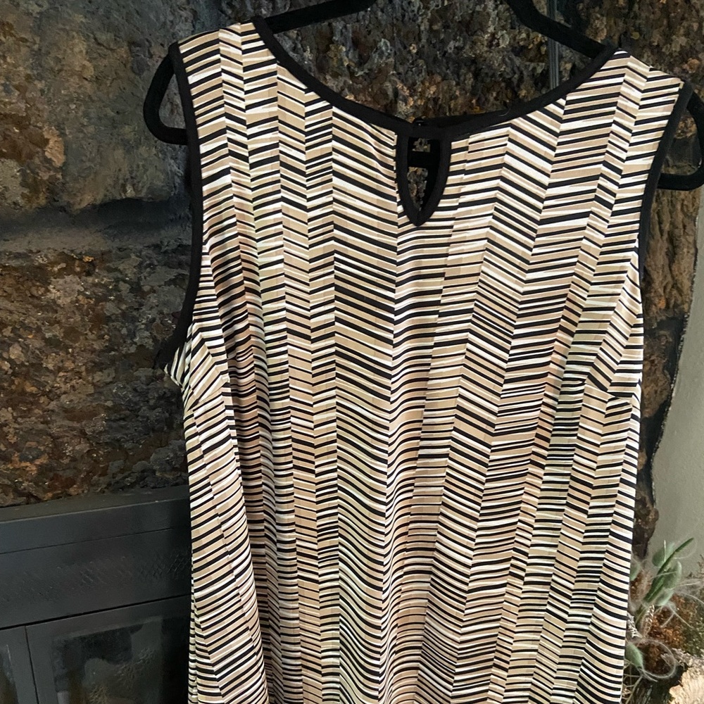 GNW brand XL sleeveless professional wear dress